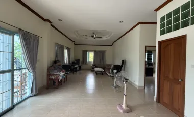 4 Bedroom House for sale in Nong Kae, Prachuap Khiri Khan