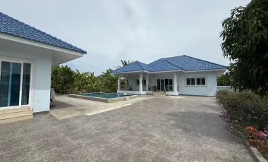 4 Bedroom House for sale in Nong Kae, Prachuap Khiri Khan