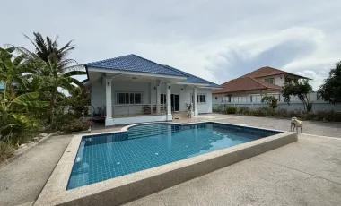 4 Bedroom House for sale in Nong Kae, Prachuap Khiri Khan
