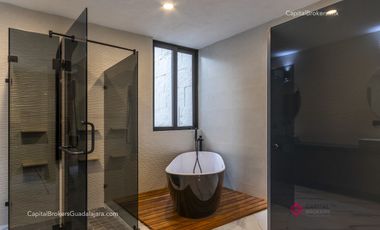 CASA DE LUJO NUEVA EN PUERTA DEL BOSQUE EN VENTA