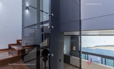 CASA DE LUJO NUEVA EN PUERTA DEL BOSQUE EN VENTA