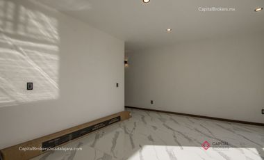 CASA DE LUJO NUEVA EN PUERTA DEL BOSQUE EN VENTA