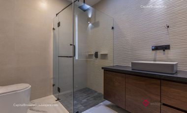 CASA DE LUJO NUEVA EN PUERTA DEL BOSQUE EN VENTA