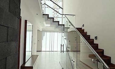 Oportunidad¡¡ Casa en Venta Fracc. Bosques del Valle con Paneles Solares, Eragu