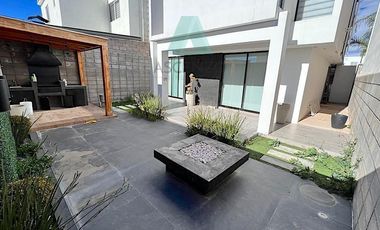 Oportunidad¡¡ Casa en Venta Fracc. Bosques del Valle con Paneles Solares, Eragu