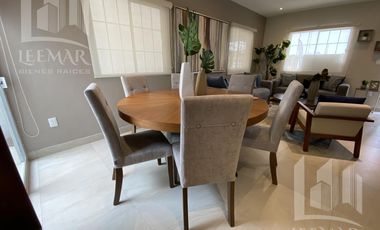 Casa  Nuevas en  venta, de 3 recamaras y 2.5 baños, en fracc. Floresta