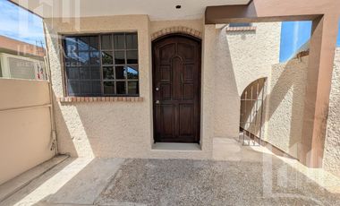 Casa en  Venta recien remodelada, en col. Manuel R. Díaz, Cd. Madero