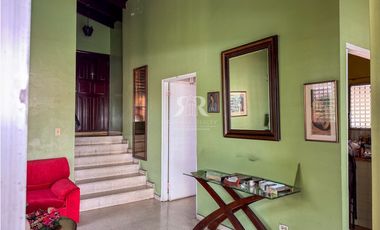 Amplia casa de una planta en Hato Pintado