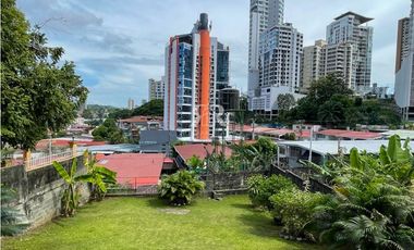 Amplia casa de una planta en Hato Pintado