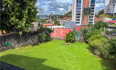 Amplia casa de una planta en Hato Pintado