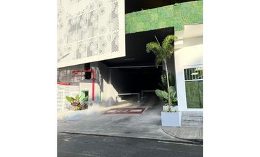 LOCAL COMERCIAL / BELLA VISTA / LA CRESTA / 97M / VIA PRINCIPAL
