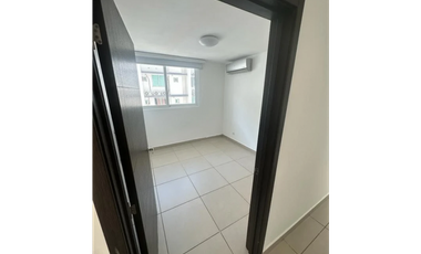 CONDADO DEL REY / PH KINGS PARK / 131M / BALCON / DEPOSITO