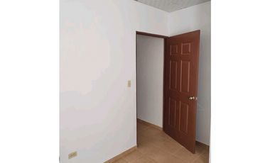 ALQUILER CASA EN ALGARROBOS. 2 RECAMARAS INCLUYE LUZ Y BASURA