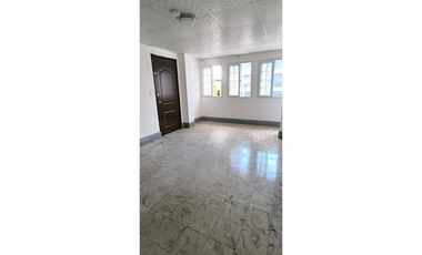 ALQUILER APARTAMENTO EDIFICIO DEVEAUX