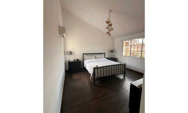 CASA EN CHANIS EN RESIDENCIAL CASTEL NOVO 282M2