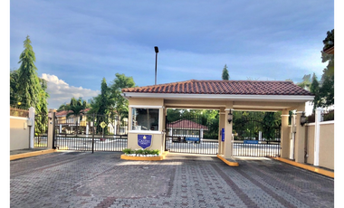 CASA EN CHANIS EN RESIDENCIAL CASTEL NOVO 282M2