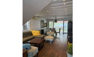 CASA EN CHANIS EN RESIDENCIAL CASTEL NOVO 282M2