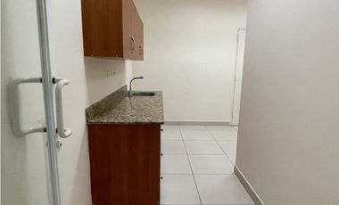VENTA Y ALQUILER DE  OFICINA EN COSTA DEL ESTE CAPITAL PLAZA JP