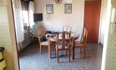 GRAN CHALET 5 AMB 291m2 cub. 680m2 de terreno