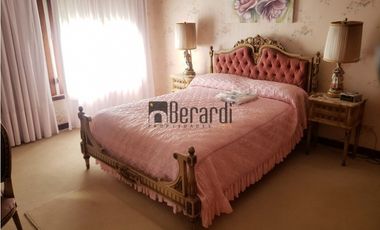 GRAN CHALET 5 AMB 291m2 cub. 680m2 de terreno