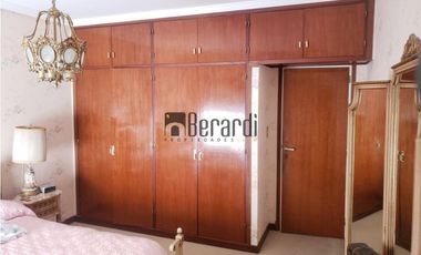 GRAN CHALET 5 AMB 291m2 cub. 680m2 de terreno
