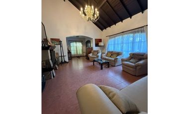 VENTA / GRAN CHALET CON 4 TERRENOS / SIERRA DE LOS PADRES