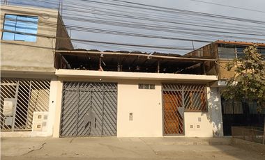 VILLA MARÍA DEL TRIUNFO - VENTA CASA CON COCHERA - ÁREA 160 m2