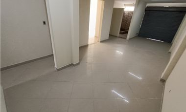 VILLA MARÍA DEL TRIUNFO - VENTA CASA CON COCHERA - ÁREA 160 m2