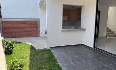 Casa en Condominio en Centro Jiutepec Jiutepec - CRB-1264-Cd*