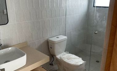 Casa en Fraccionamiento en Paraíso Country Club Emiliano Zapata - CRB-1267-Fr*