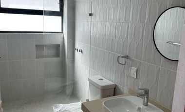 Casa en Fraccionamiento en Paraíso Country Club Emiliano Zapata - CRB-1267-Fr*