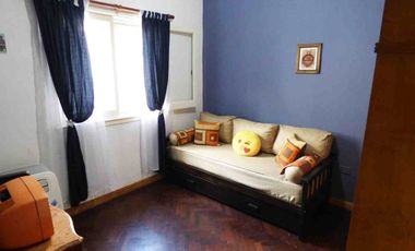 Casa 4 ambientes en venta Ezpeleta jardín y pileta