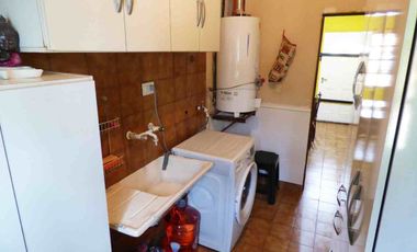 Casa 4 ambientes en venta Ezpeleta jardín y pileta