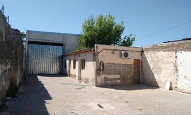 Venta Galpon + oficinas - Barrio Urquiza