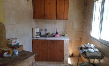 Venta Galpon + oficinas - Barrio Urquiza
