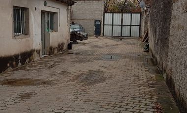 Venta Galpon + oficinas - Barrio Urquiza