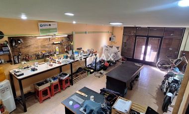 Venta local sobre Luis Beltran Neuquen capital