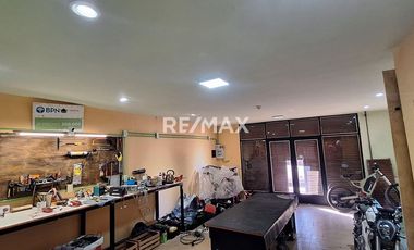Venta local sobre Luis Beltran Neuquen capital