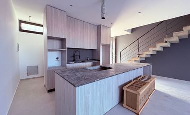 DUPLEX DE  ALTA GAMA  NOBU  3 DORM EN DOCTA