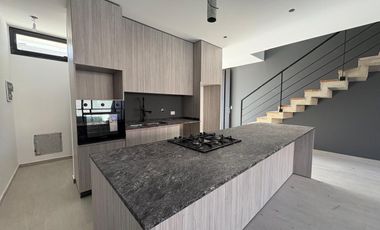DUPLEX DE  ALTA GAMA  NOBU  3 DORM EN DOCTA