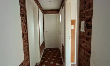 VENTA CASA 4 AMBIENTES CON DEPARTAMENTO Y GARAGE