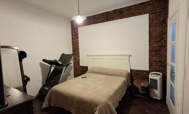 VENTA CASA 4 AMBIENTES CON DEPARTAMENTO Y GARAGE