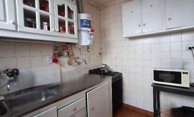 VENTA CASA 4 AMBIENTES CON DEPARTAMENTO Y GARAGE