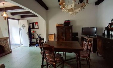 VENTA CASA 4 AMBIENTES CON DEPARTAMENTO Y GARAGE