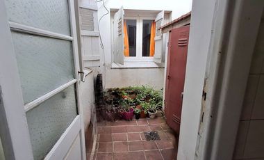 VENTA CASA 4 AMBIENTES CON DEPARTAMENTO Y GARAGE