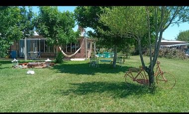 Venta de casa con amplio lote en Empalme San Clos