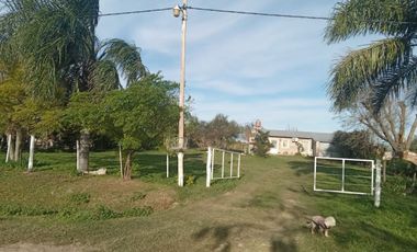 Venta de casa con amplio lote en Empalme San Clos