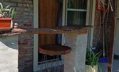 Venta de casa con amplio lote en Empalme San Clos