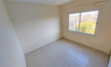 DEPTO 2 AMBIENTES C/ COCHERA EN ALQUILER EN TIGRE