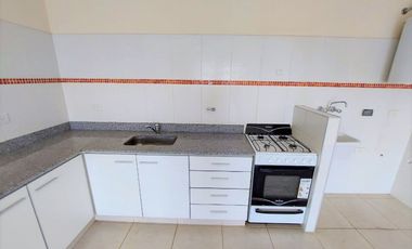 DEPTO 2 AMBIENTES C/ COCHERA EN ALQUILER EN TIGRE